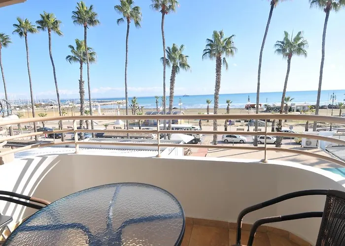 Ithaki Phinikoudes No. 102 Apartmán Larnaca