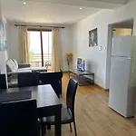 Ithaki Phinikoudes No. 102 Апартаменты *