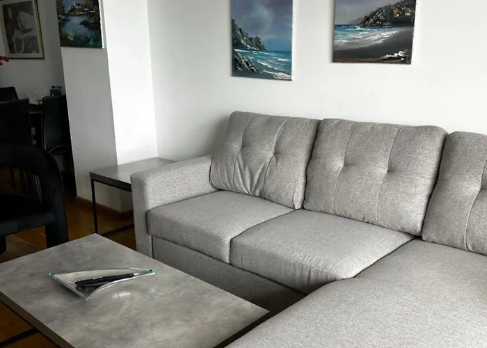 Ithaki Phinikoudes No. 102