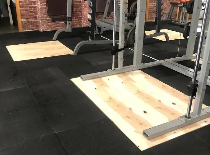 Ithaki Phinikoudes No. 102 * ラルナカ